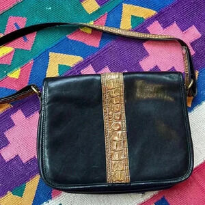 Vtg Brahmin black leather and alligator crossbody